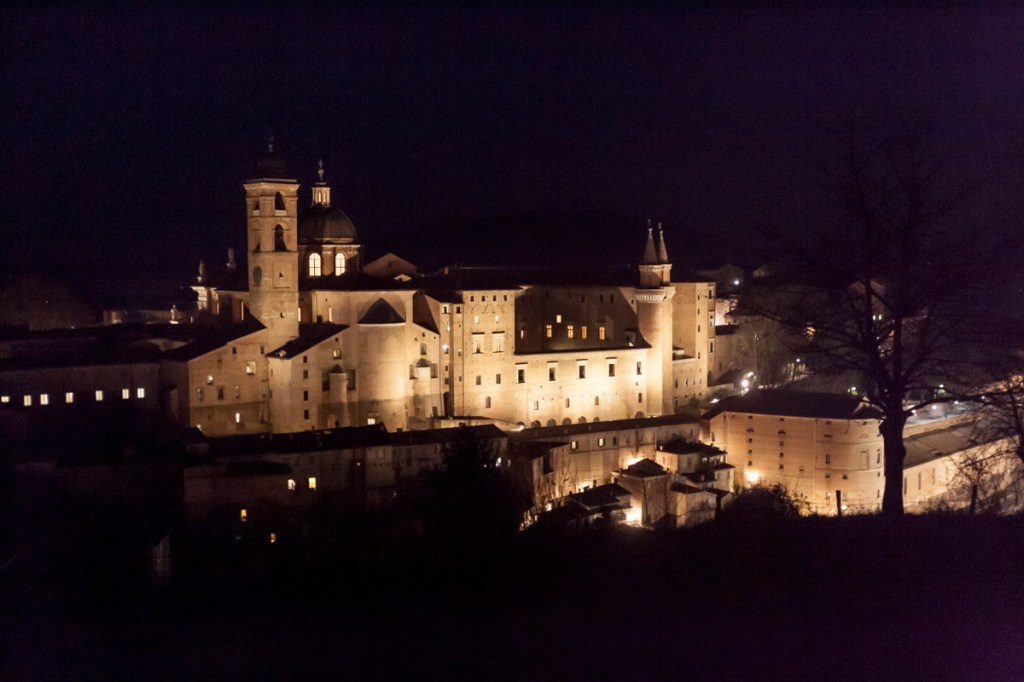 URBINO BY NIGHT