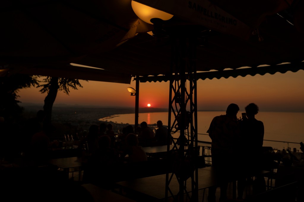 365, la giostra dei colori – COLORE&nbsp;241