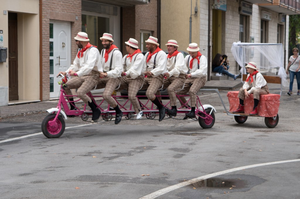 365, la giostra dei colori – COLORE&nbsp;273