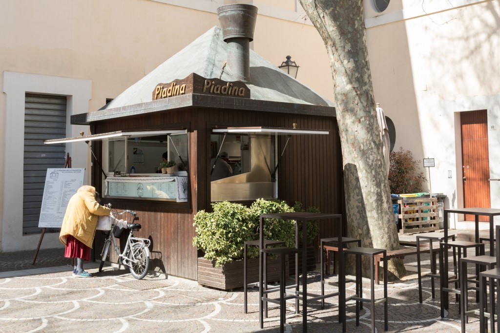 365, LA GIOSTRA DEI COLORI – COLORE&nbsp;302