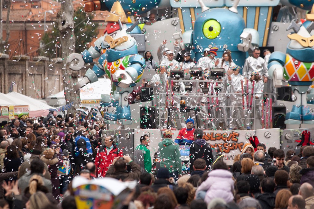 365 FOTORACCONTI: 68-TRIPUDIO